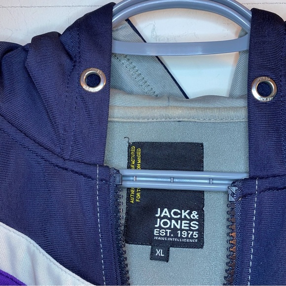 Vintage Jack & Jones Hoodie - Picture 7 of 8